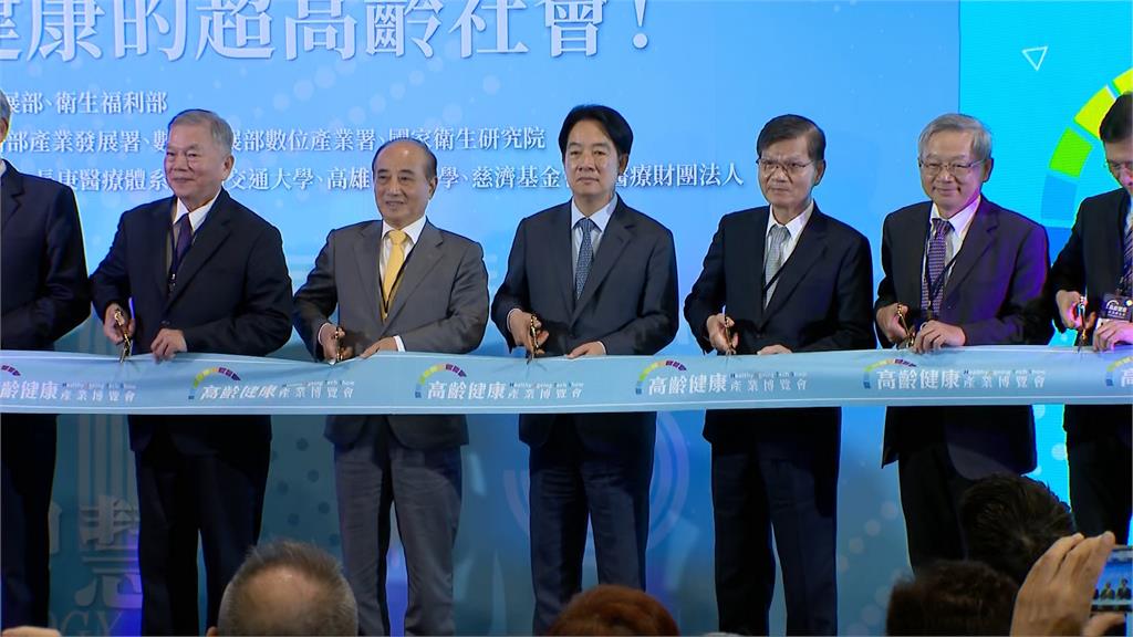 剪綵2.jpg